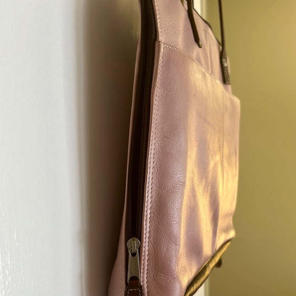 Latico Leather Laptop Bag Tote Pale Pink Brown Trim, Near New Condition - Picture 3 of 9
